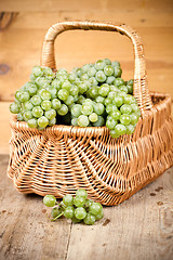 Image showing basket with grapes 