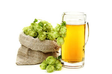 Image showing Hop cones and glass of beer.