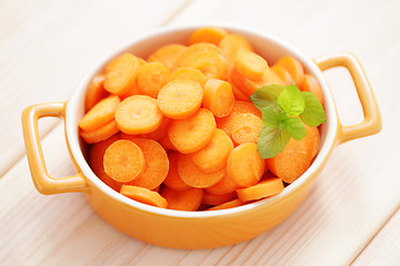 Image showing carrot cake with coconut