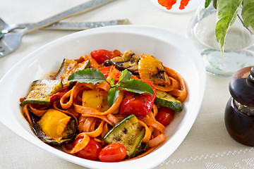 Image showing Fettuccine with grilled vegetables in tomato sauce