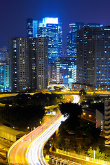 Image showing highway and traffic in city at night