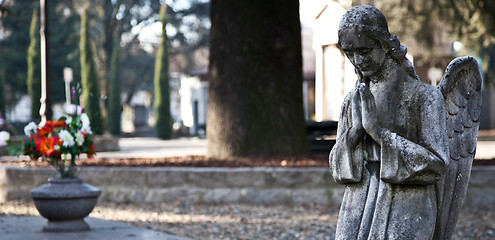 Image showing Cemetery Statue
