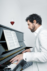 Image showing man with piano