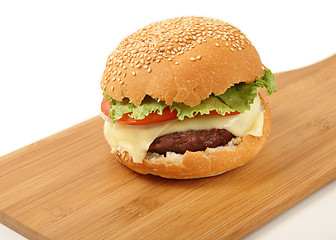 Image showing Cheeseburger angled