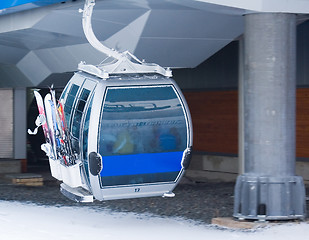 Image showing Cabin for ski and snowboard sport