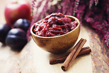 Image showing plum and apple chutney