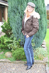 Image showing Autumn dressed model