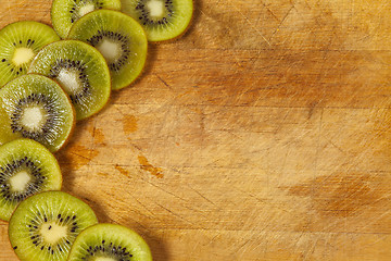 Image showing kiwi slices