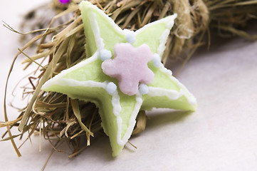 Image showing Homemade frosting decoration