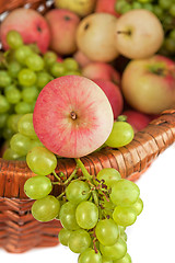 Image showing apples and grapes