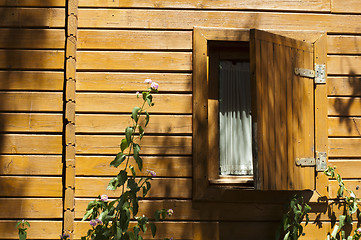 Image showing Wooden bungalow window