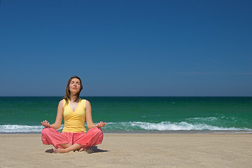 Image showing Woman at the beach