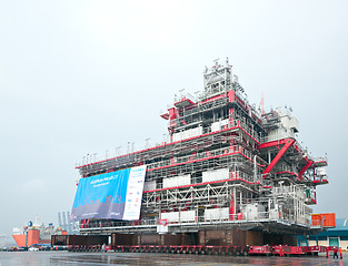 Image showing Shipment of oil rig module from Thailand to Norway