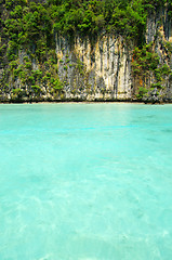 Image showing rocks and sea 