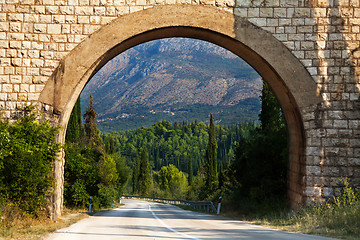 Image showing scenic arch in Croatia
