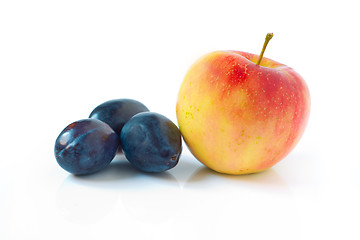 Image showing Apple and plums