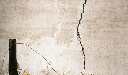 Image showing Crack