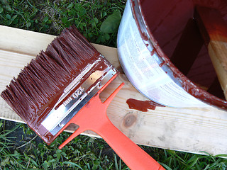 Image showing Red paint