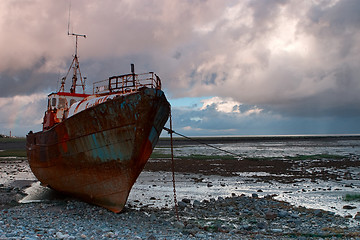 Image showing Dead fishing boat 