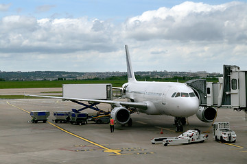 Image showing plane parked at the airport