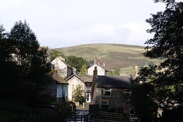 Image showing cottages at castleton