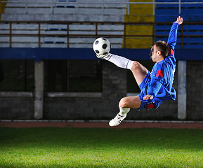 Image showing football player in action