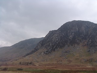 Image showing hillside at snowdonia