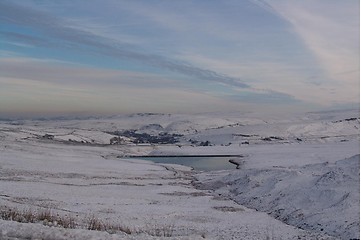 Image showing snow with lake