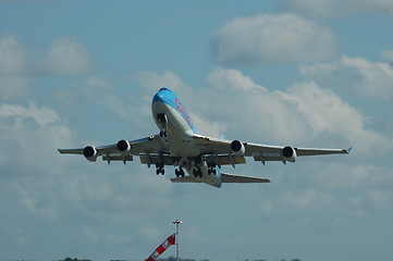 Image showing 747 takeoff corsair