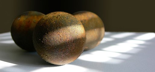 Image showing Rusty Egg Trio 2