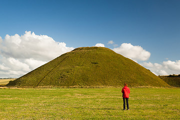 Image showing The mystic Silbury hill