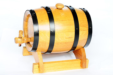 Image showing Wooden wine jar