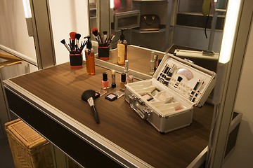 Image showing Makeup Table