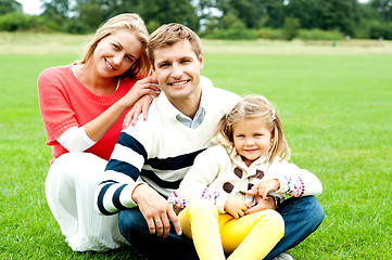 Image showing Outdoor happy caucasian family relaxing