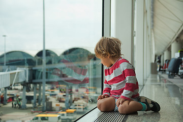 Image showing flight delayed