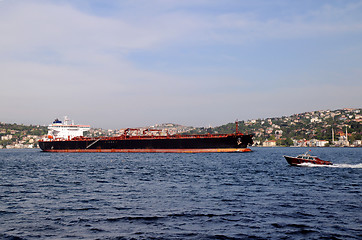 Image showing Oil Tanker in the Bosphorus