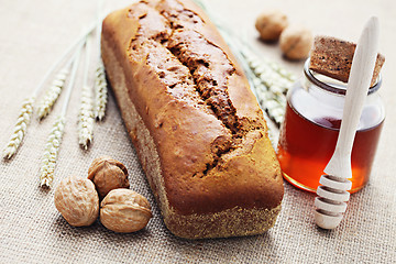 Image showing walnut and honey bread