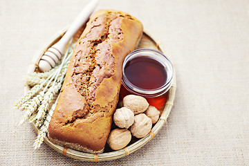 Image showing walnut and honey bread