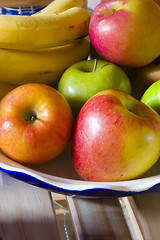 Image showing Apples and Bananas