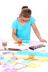 Image showing Schoolgirl painting