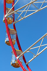 Image showing Some cabins at Ferris Wheel 