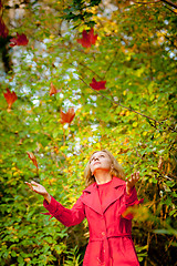 Image showing Happy fall woman