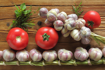 Image showing Garlic and tomatoes.