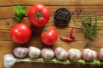 Image showing Garlic and tomatoes.