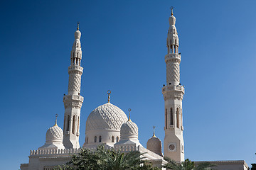 Image showing White Mosque at sunset in Dubai