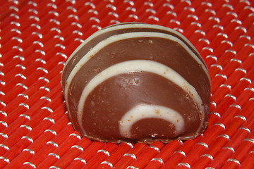 Image showing milk chocolate truffle