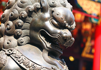 Image showing chinese lion statue