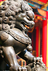 Image showing chinese lion statue