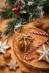 Image showing Christmas nut and chocolate cookies