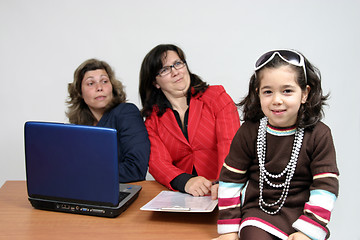 Image showing woman businessteam with laptop